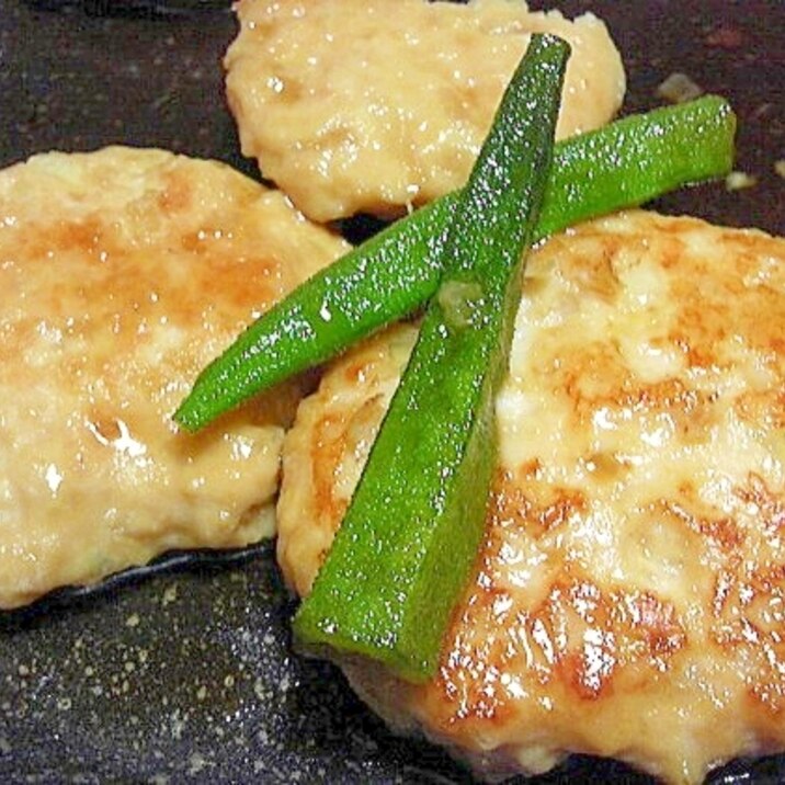 鶏つくねのさっぱり照り焼きオクラ添え